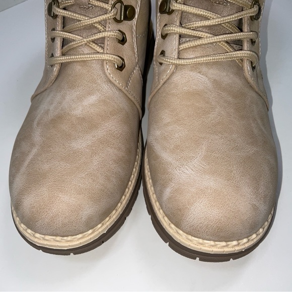 NIB Women’s Cottimo Water Resistant Flannel Lined Hiking Boots Beige Size 9 - Picture 2 of 8